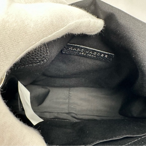 NWT Marc Jacobs Messenger Bag in Flamingo - Picture 10 of 13